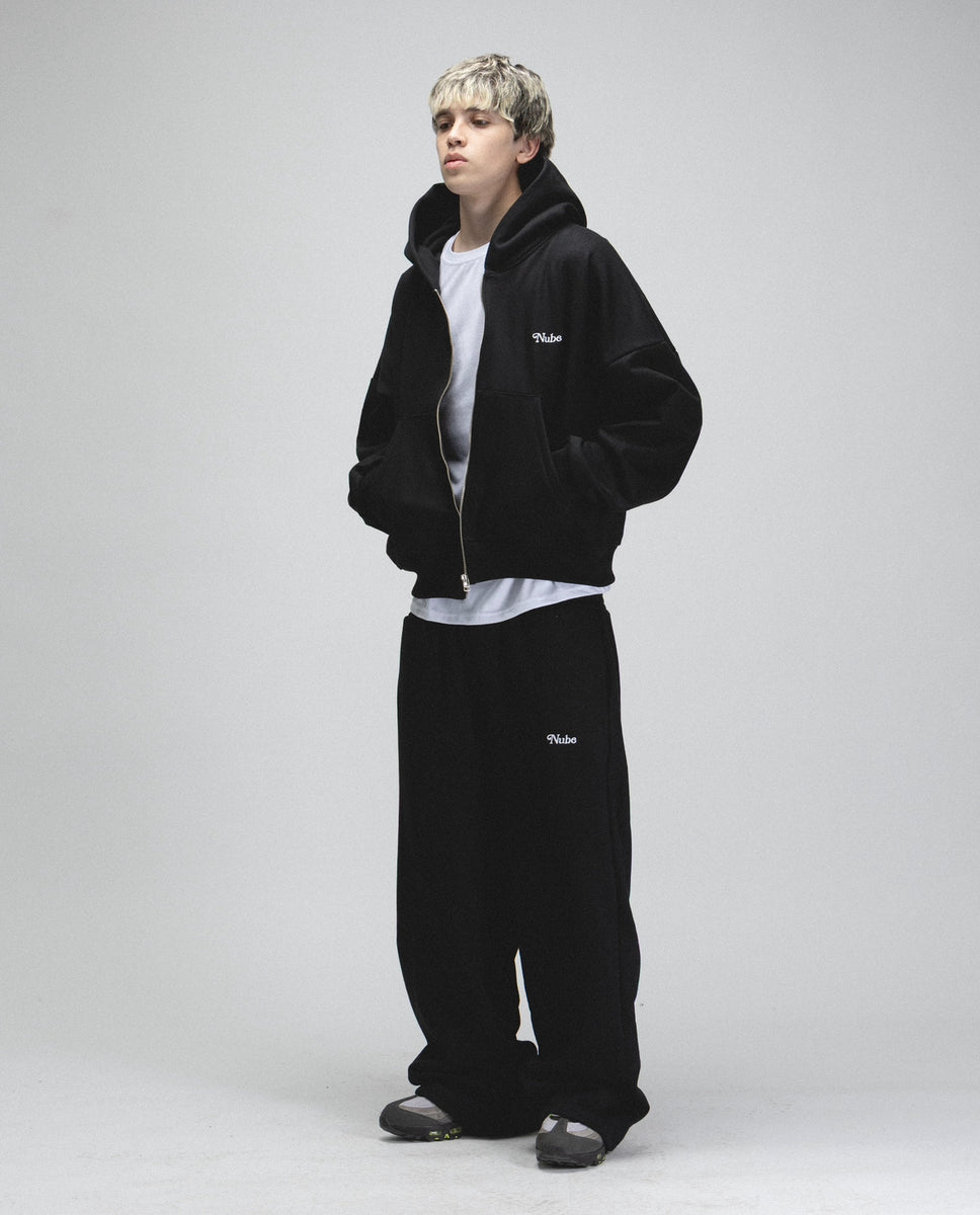 Heavy & Cozy Black Zip Hoodie – Nubebrand