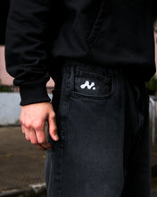 Cargar imagen en el visor de la galería, Music System Baggy Jeans Washed Black