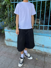 Cargar imagen en el visor de la galería, Basic Regular Fit White Tee