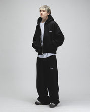 Cargar imagen en el visor de la galería, Heavy &amp; Cozy Black Sweatpants