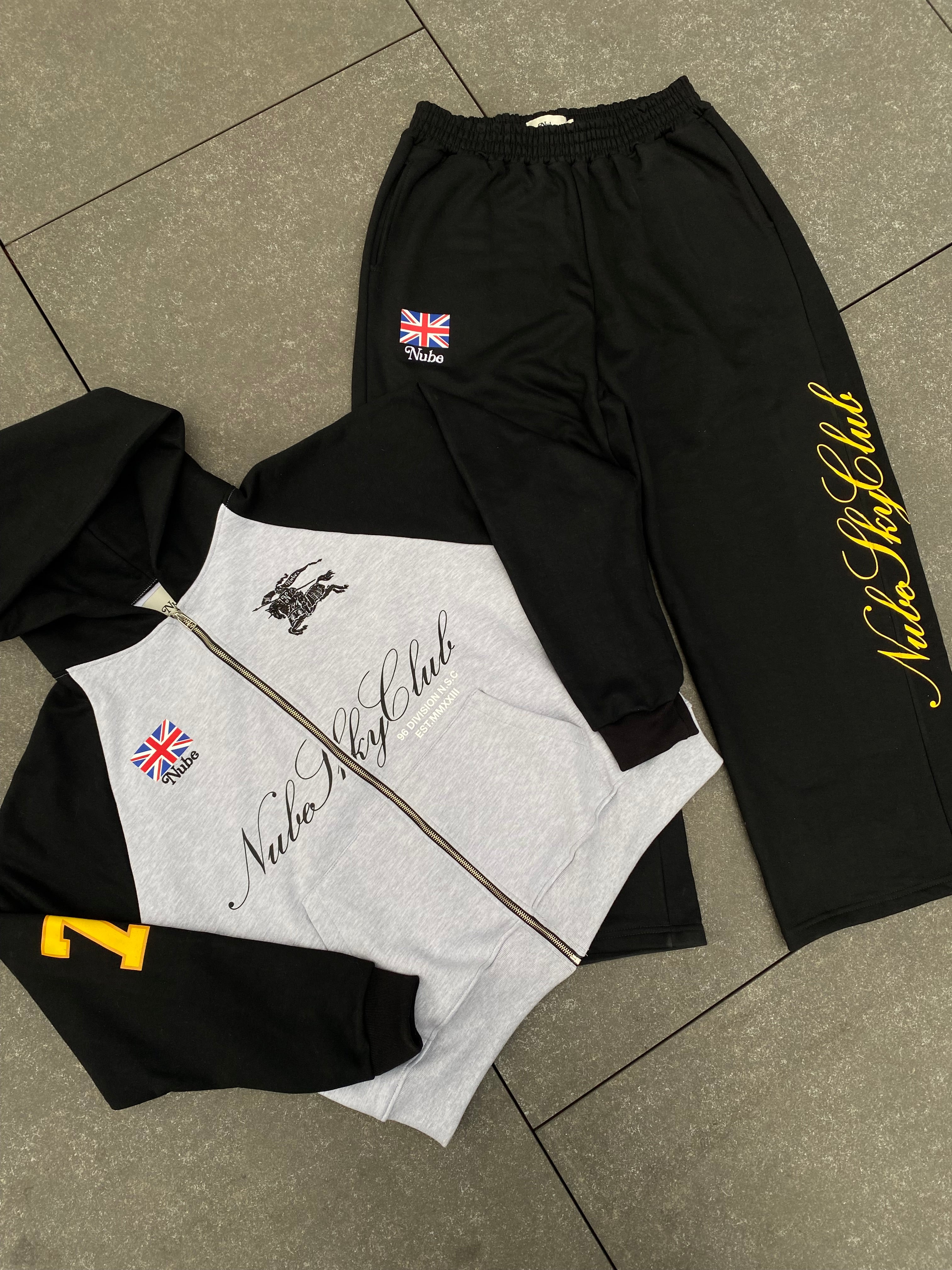Nube sky club UK baggy sweatpants