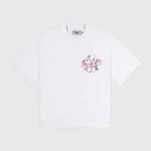 Cargar imagen en el visor de la galería, Nubees Camo White Boxy Tee