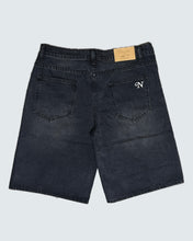 Cargar imagen en el visor de la galería, Small N Baggy Shorts Black Washed