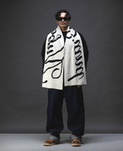 Cargar imagen en el visor de la galería, Script Logo Long Scarf