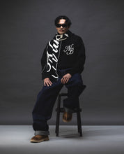 Cargar imagen en el visor de la galería, Script Logo Black Sweater