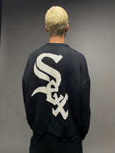 Cargar imagen en el visor de la galería, White S*x Black Sweater