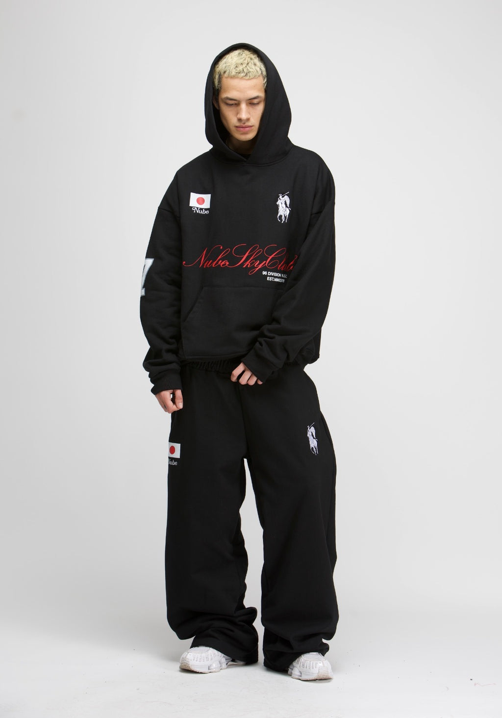 Nube sky club Japan baggy sweatpants