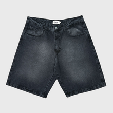 Cargar imagen en el visor de la galería, Big N Baggy Shorts Washed Black
