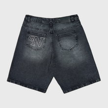 Cargar imagen en el visor de la galería, Big N Baggy Shorts Washed Black