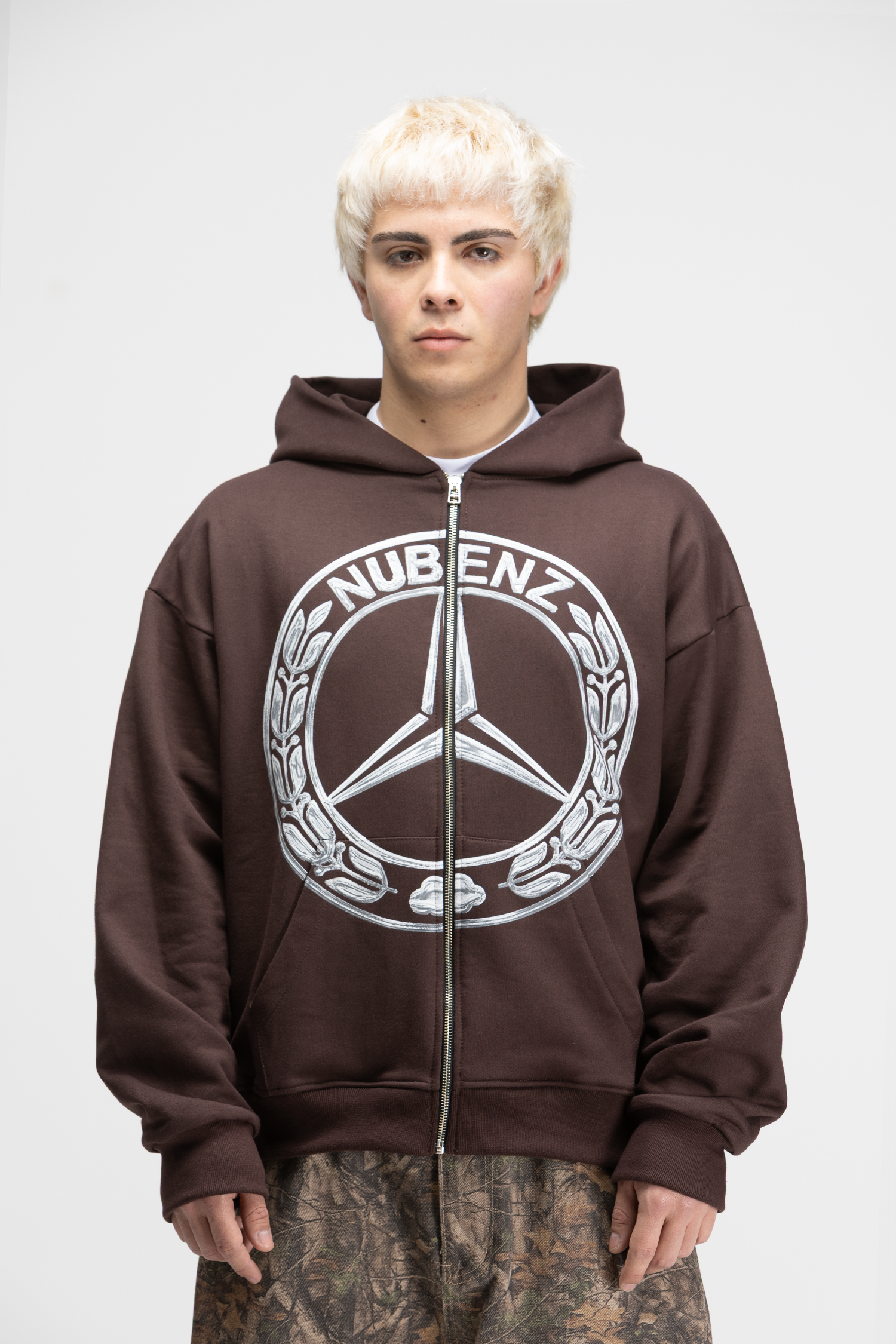 Nubenz Chrome Zip Hoodie Chocolate – Nubebrand
