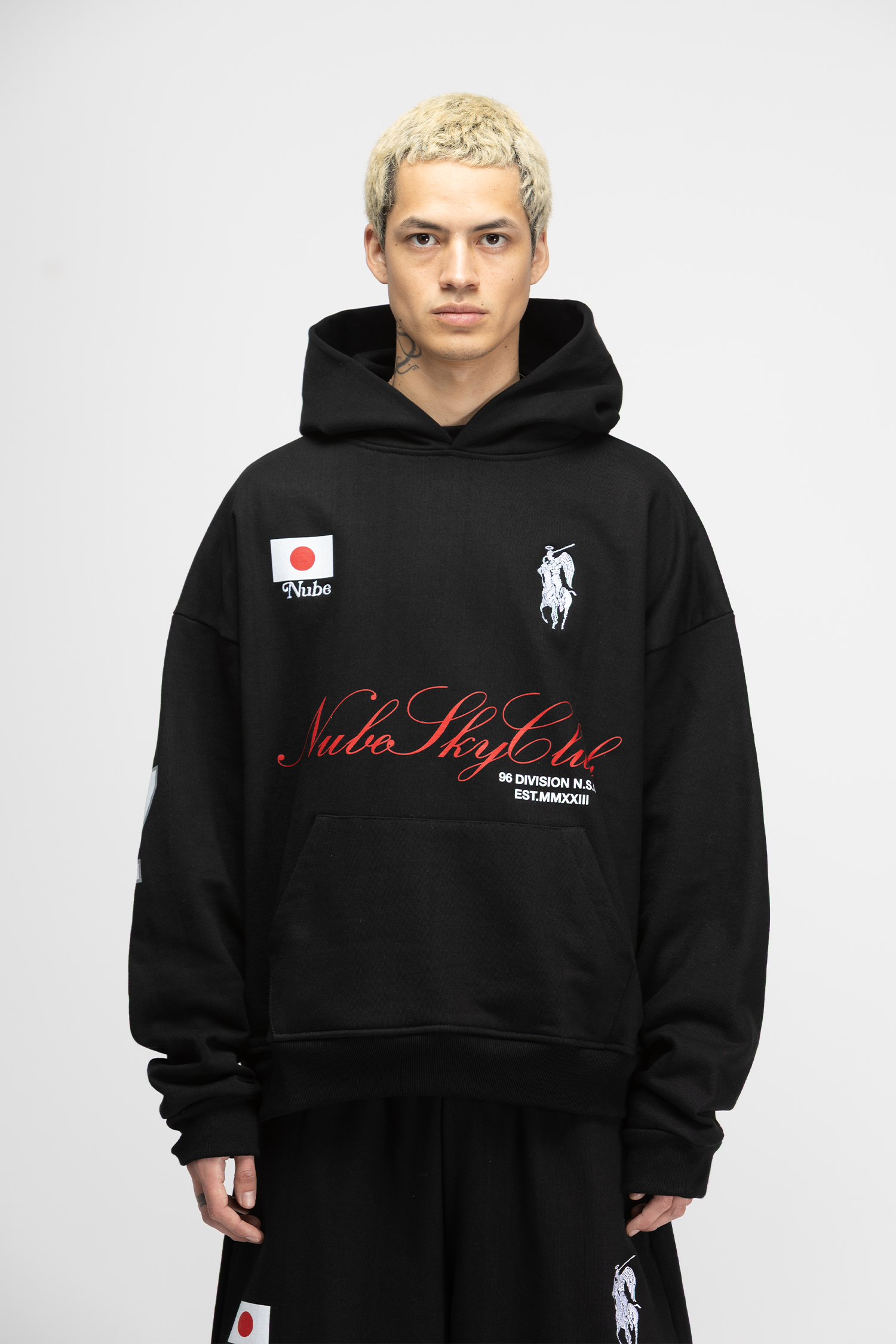 Nube sky club Japan Black Hoodie
