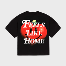 Cargar imagen en el visor de la galería, Lovers Happy Heart Black Boxy Tee